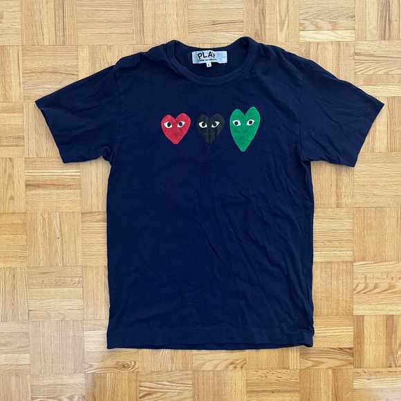 Comme Des Garcons Other - Comme Des Garçons Play hearts shirt Large